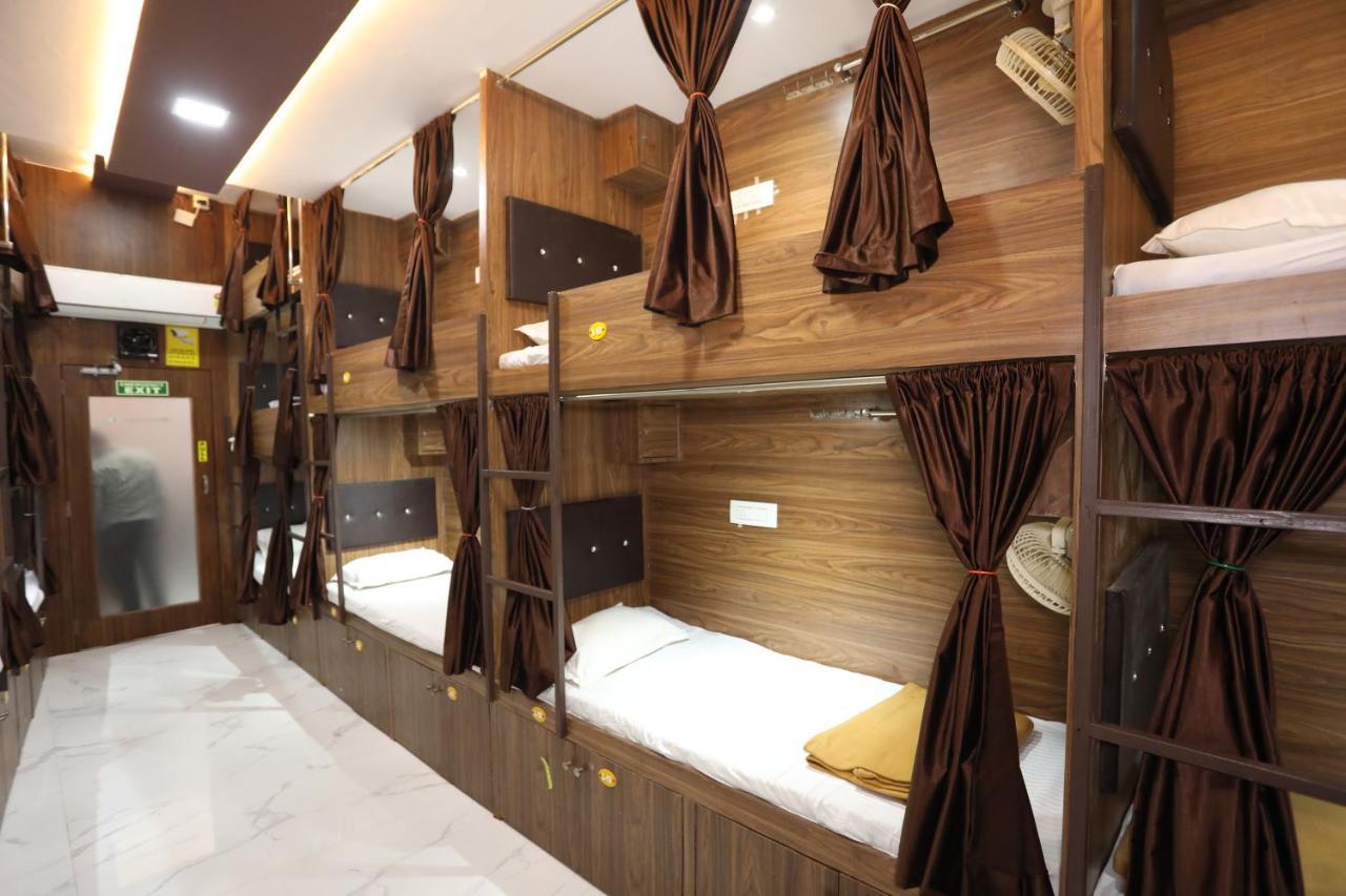 Mango Marol Dormitory Mumbai Exterior photo