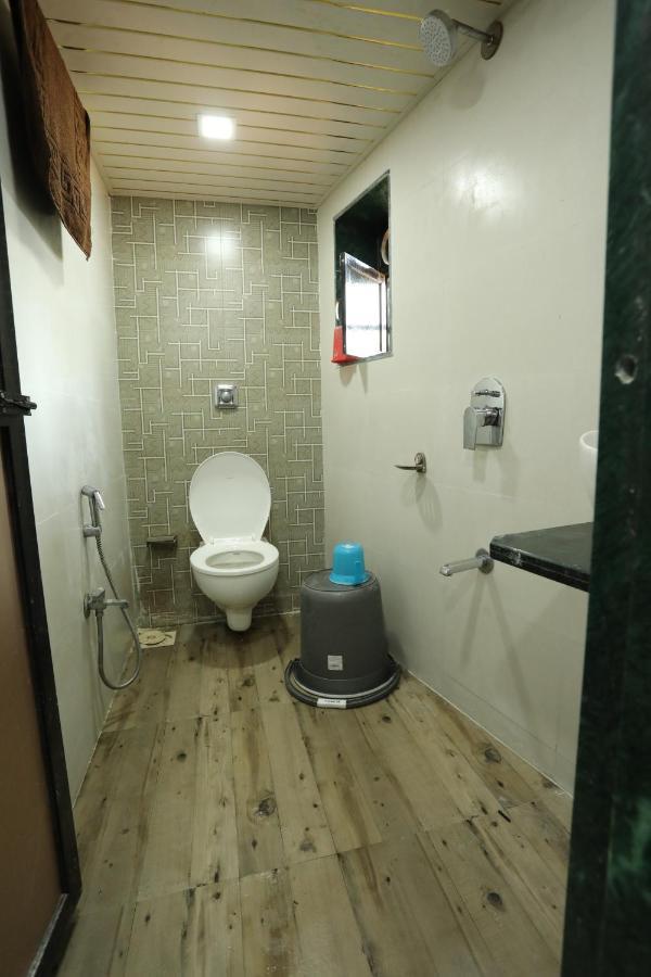 Mango Marol Dormitory Mumbai Exterior photo