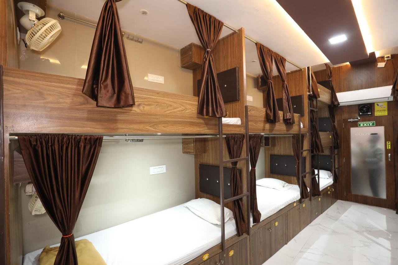 Mango Marol Dormitory Mumbai Exterior photo